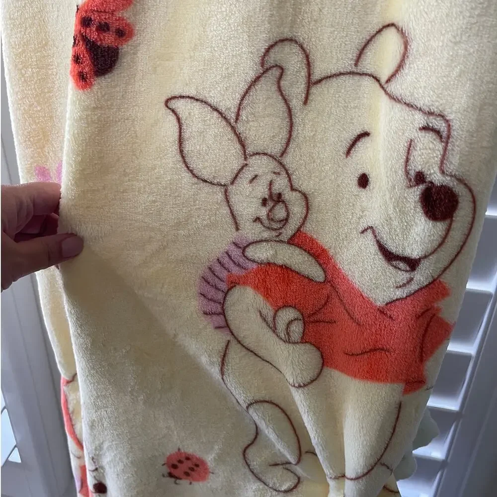 Disney Winnie the Pooh Throws Green Yellow Blankets 2 pieces NEW Super Soft